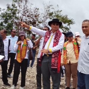 “Pemimpin Tak Pernah Libur”: Cara Bupati Malaka Membaca Kebutuhan Rakyat