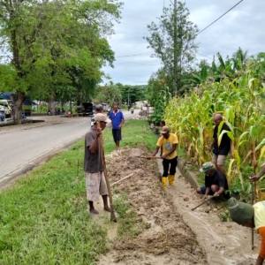 Desa Lakekun Barat Konsisten Implementasikan Program Jumat Bersih