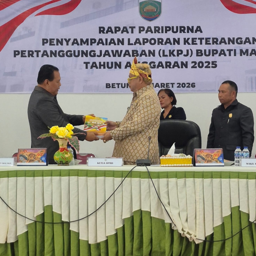 Penyerahan LKPJ Bupati Malaka TA 2025 Ditandai Penandatanganan Berita Acara di Rapat Paripurna DPRD