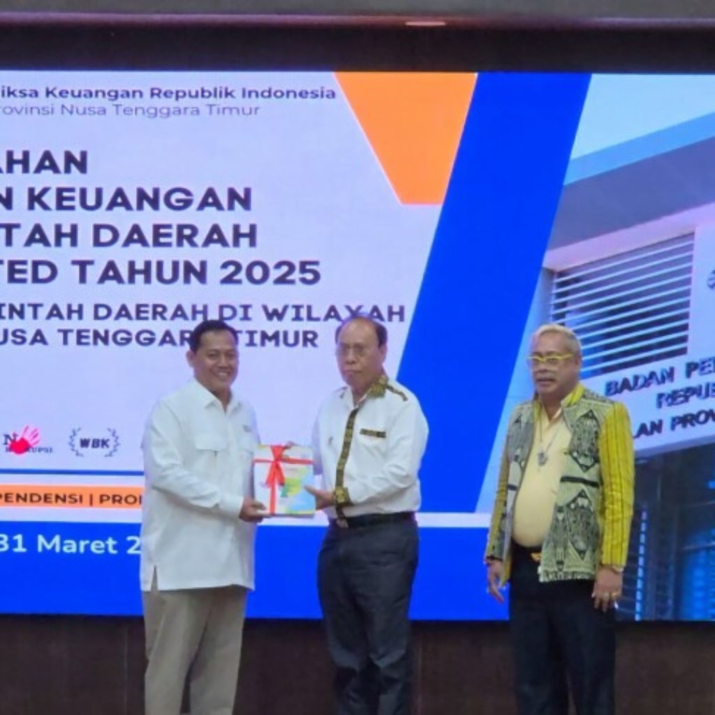 Bupati SBS dan Ketua DPRD Malaka Kompak Serahkan LKPD 2025 ke BPK NTT