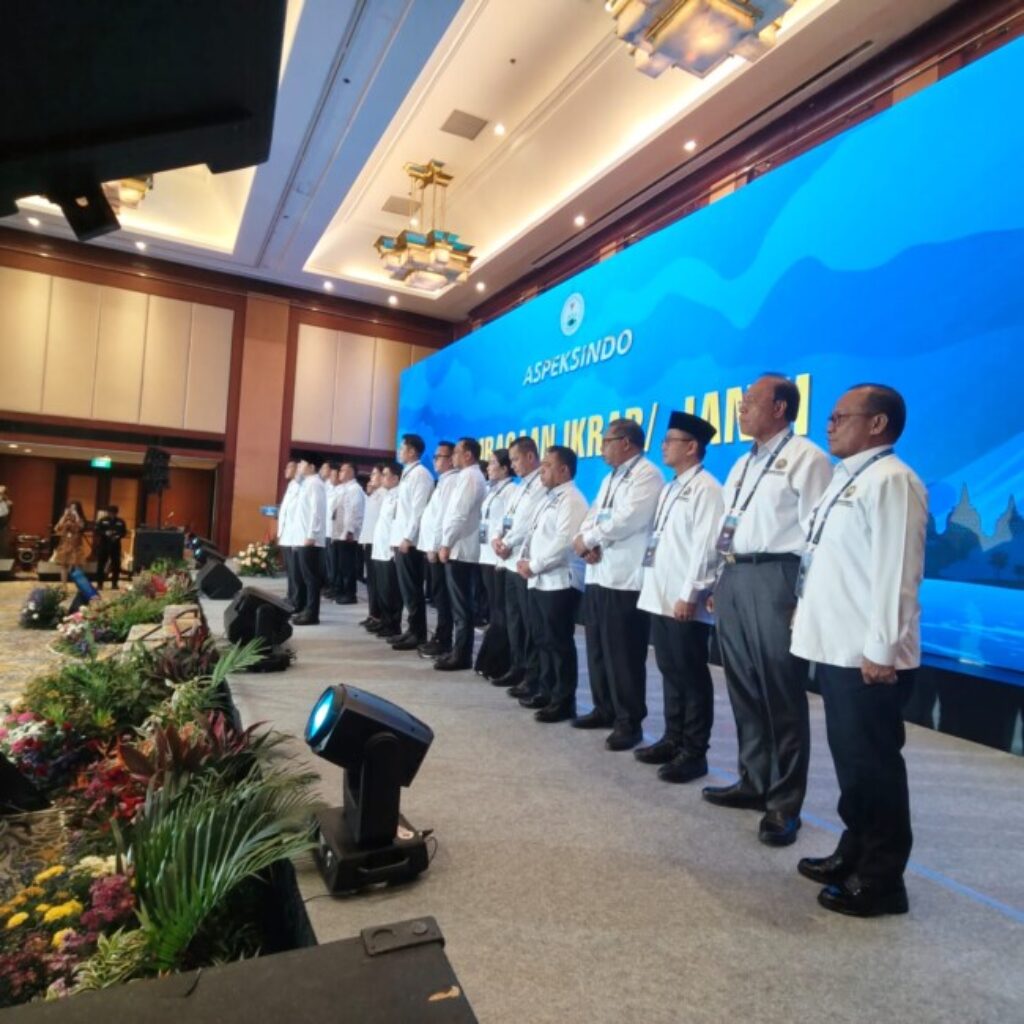 Bupati SBS Resmi Dilantik Jadi Dewan Pengurus Aspeksindo Peridoe 2025-2030