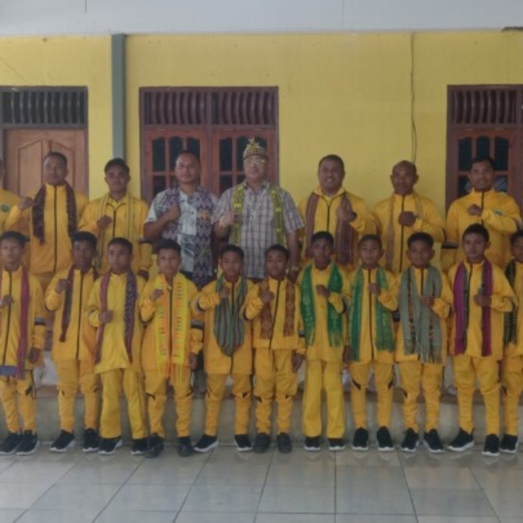 Bernadetta Sarce Kuna Beri Doa dan Dukungan untuk PS Malaka U-12 di Piala Presiden