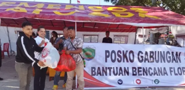 Sehari Dilantik, Ketua PMI Malaka dr. Oktelin Langsung Dirikan Posko Bantuan Bencana Flores